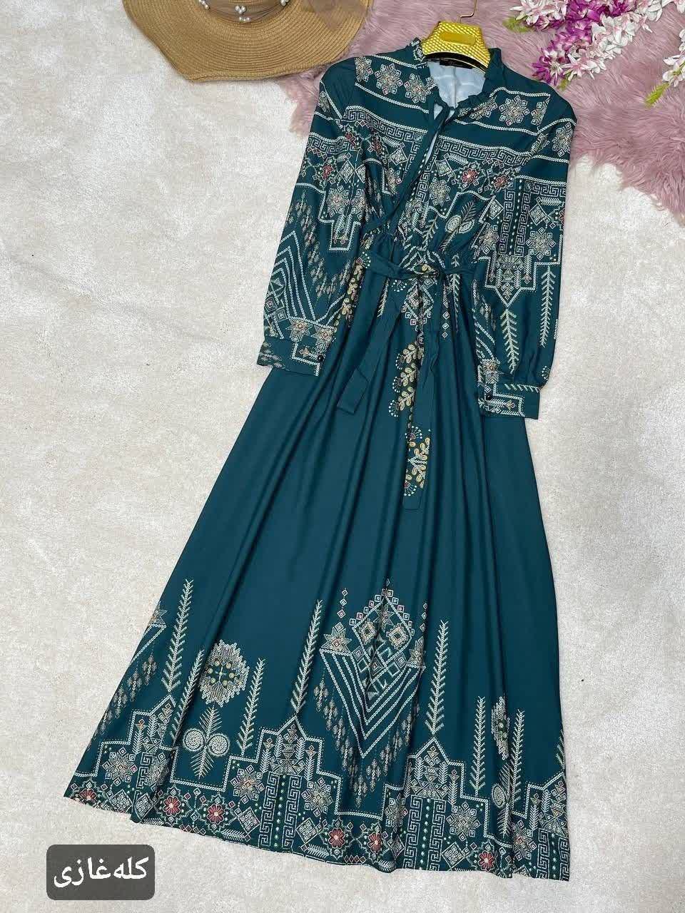 پیراهن ساحلی