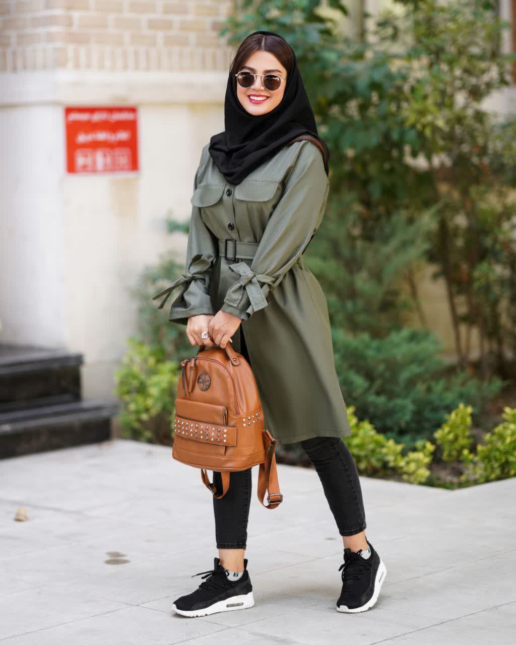 مانتو دانشجویی