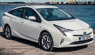 Toyota Prius (پریوس)